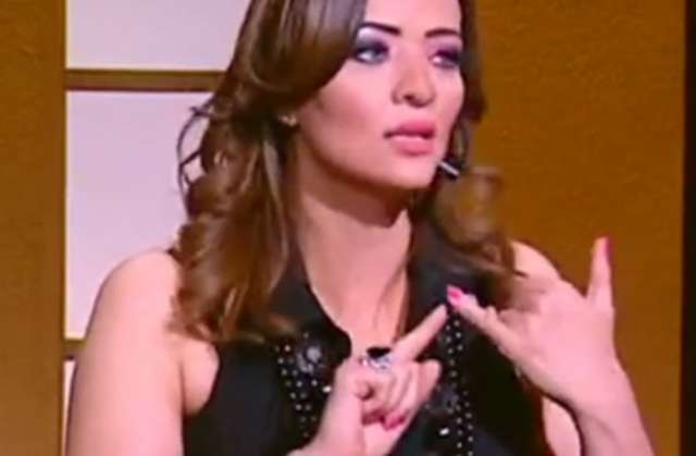 الفنانه مونيا-ارشيفية