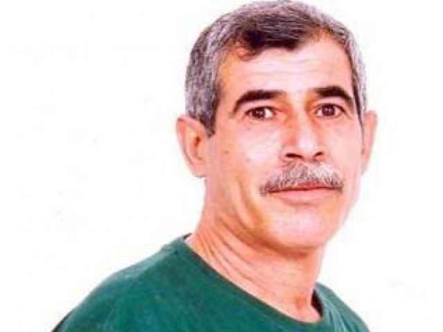 «الاحتلال» يمنع عائلة الأسير محمد الطوس من زيارته