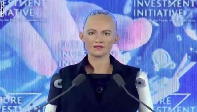 تعرف على «صوفيا» أول روبوت يحصل على الجنسية السعودية