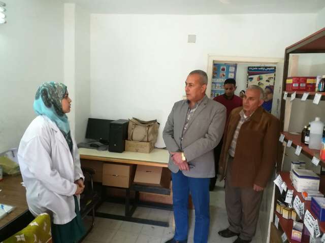 جانب من جولة المحافظ