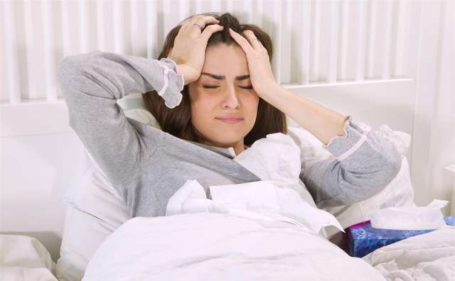 ضيق التنفس أثناء النوم يسبب صداع قوى بالرأس