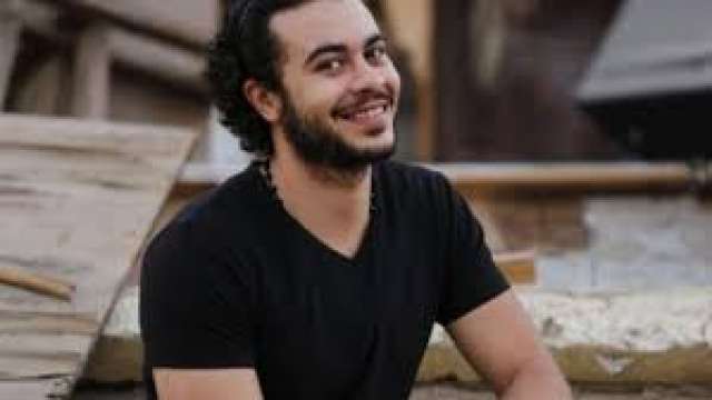 الفنان طه خليفة