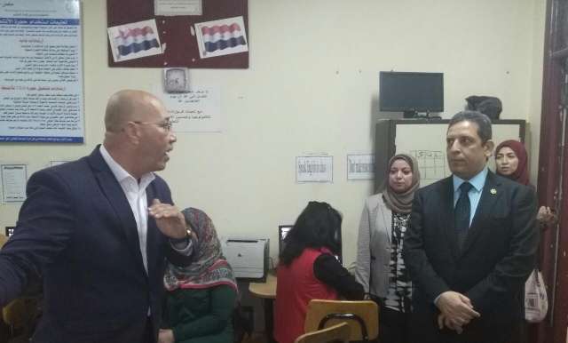 مدير الاكاديمية المهنية للمعلمين