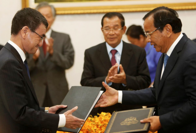 اليابان تنقل الكهرباء إلى كمبوديا