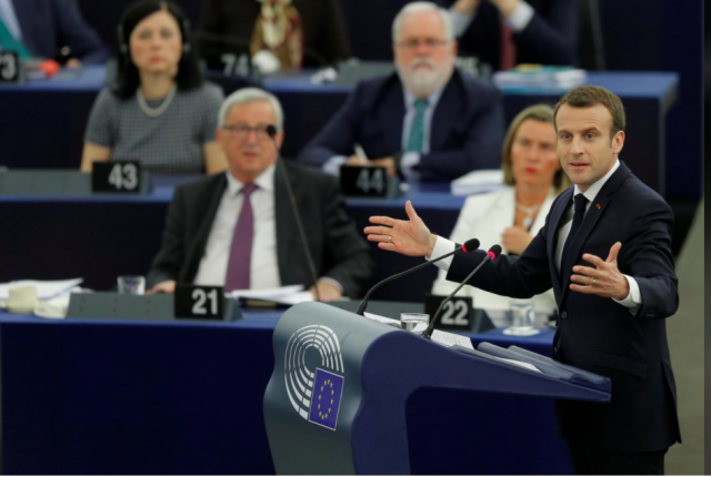 «ماكرون» يحث الأوروبيين على مواجهة «الديموقراطيات غير الليبرالية»