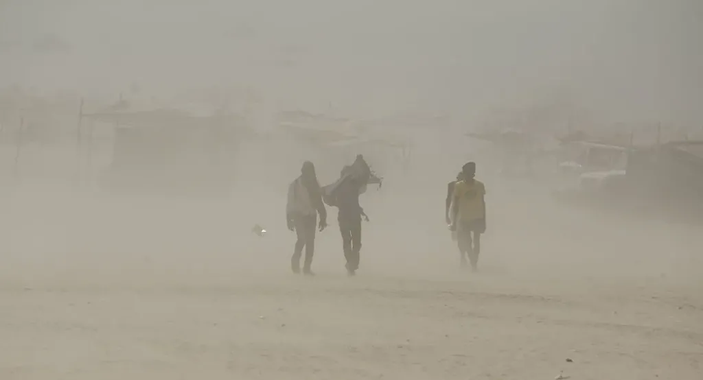 العواصف الترابية