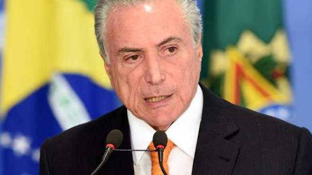 الرئيس البرازيلي يلغي خططه لإعادة انتخابه