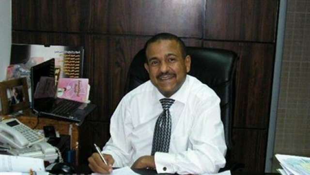 عمرو أبو العيون