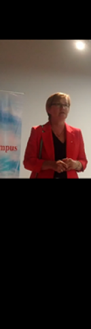 بالفيديو.. رئيسة جامعة كندا: اكتسبت خبرة رائعة بزيارتي للمتاحف