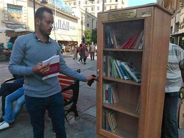 «خذ كتاب وضع كتاب».. حملة بوسط القاهرة لعودة القراءة المجانية