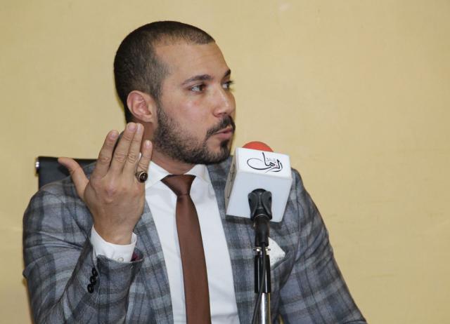 عبد الله رشدي يفحم المشككين في فضل الصحابة: «ما سيبقى لنا من الدِّينِ بعدما طَعَنَّا في دِيانةِ ناقِليه؟»