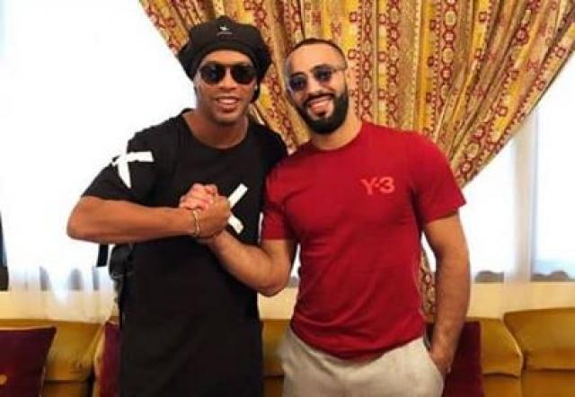  نجوم الفن والرياضة مع ورونالدينيو