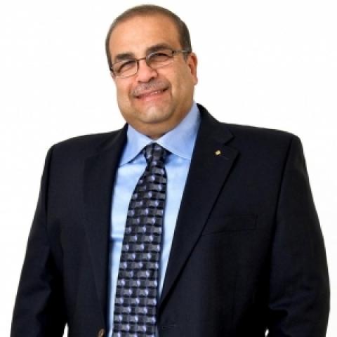  رأفت منصور أستاذ الهندسة الكهربائية جامعة كندا