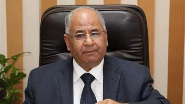 الدكتور عادل نظمي رئيس النقابة العامة للمرافق