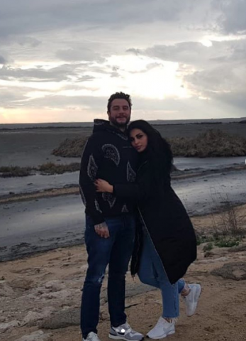 أحمد الفيشاوي وزوجته