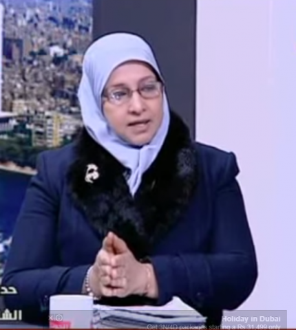 الدكتورة عزيزة السيد 