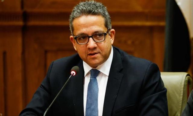 الدكتور خالد عنانى وزير الاثار