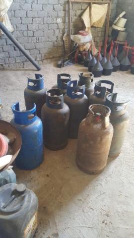 حملات تموينية مكبرة