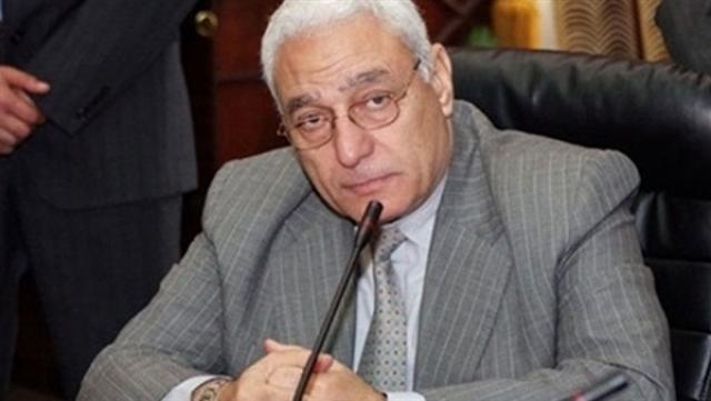 الدكتور أسامة العبد