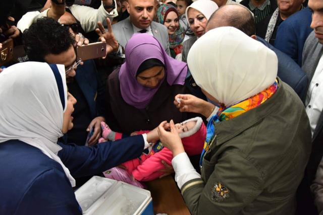 وزيرة الصحة تطلق الحملة القومية للتطعيم ضد شلل الأطفال من بورسعيد