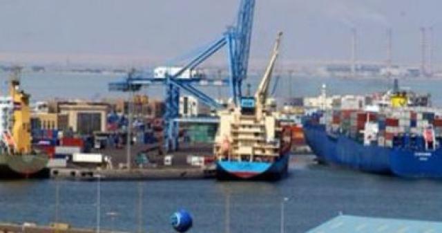 غلق بوغاز مينائي الإسكندرية والدخيلة نظراً لسوء الأحوال الجومائية