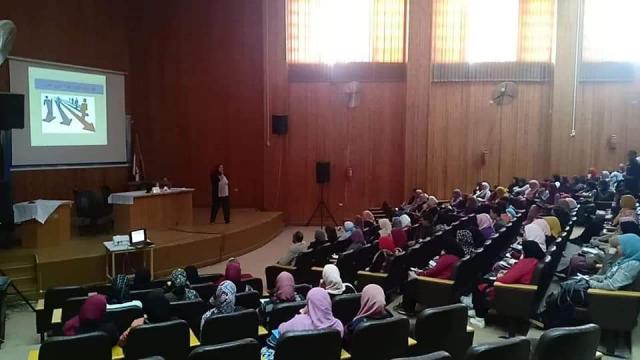 200 طالب يشاركون في ندوة ريادة الأعمال وثقافة السلامة بالإسماعيلية