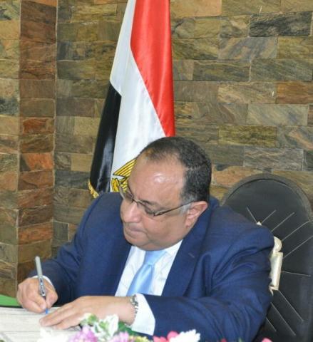 رئيس جامعة حلوان يدعو لأداء صلاة الغائب على أرواح ضحايا قطار محطة مصر