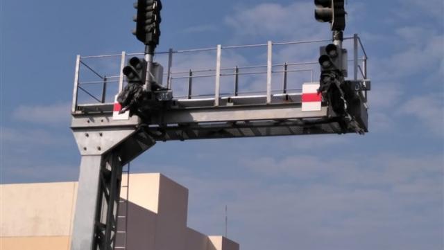 النقل تعلن التشغيل التجريبي لنظم كهربة إشارات برج كفر الزيات