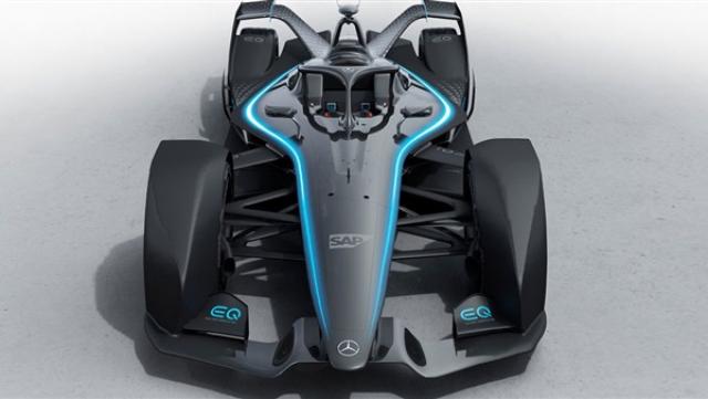 «مرسيدس بنز» تسدل الستار عن  أول سيارة سباق كهربائية لها في معرض جينيف 2019