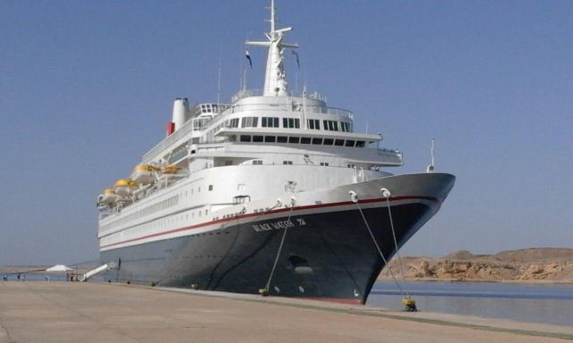 إعادة فتح ميناء شرم الشيخ البحري بعد تحسن الأحوال الجوية