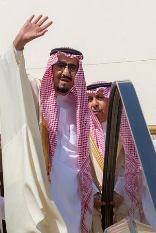 الملك سلمان يستعد لزيارة تونس لحضور القمة العربية