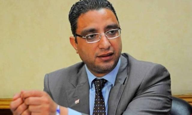  الدكتور أحمد الأنصاري محافظ سوهاج