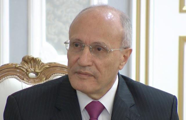 محمد العصار وزير الانتاج الحربي