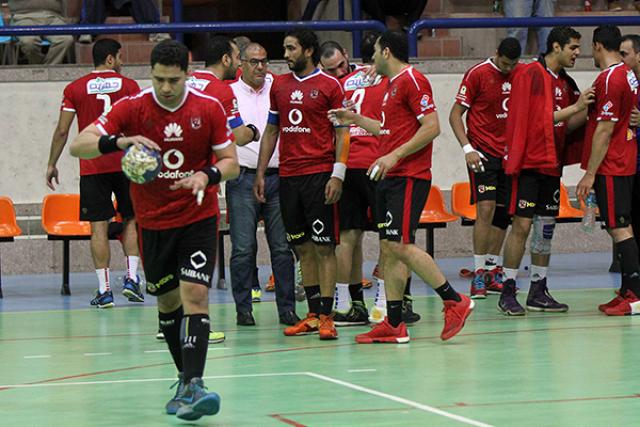 الفريق الأول لكرة الطائرة رجال
