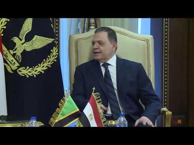 محمود توفيق وزير الداخلية يستقبل السيدكانجى لوجولا