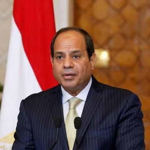 الرئيس السيسي يكرم مدرسًا مساعدًا بأصول الدين المنصورة لحصوله على المركز الأول عالميًا في مسابقة الأوقاف