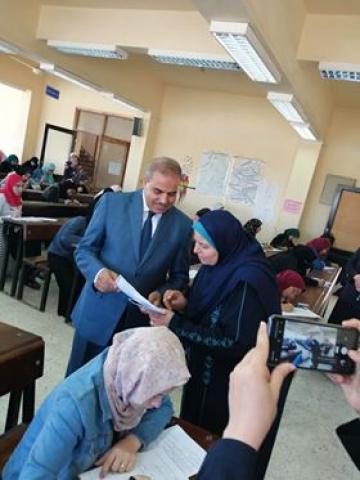 رئيس جامعة الأزهر يشيد بانضباط كلية الدراسات الإسلامية بالإسكندرية