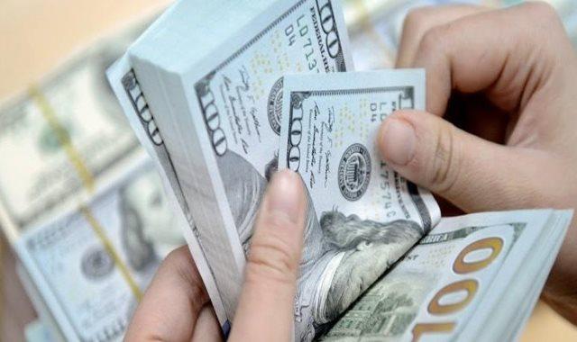 سعر الدولار اليوم الإثنين