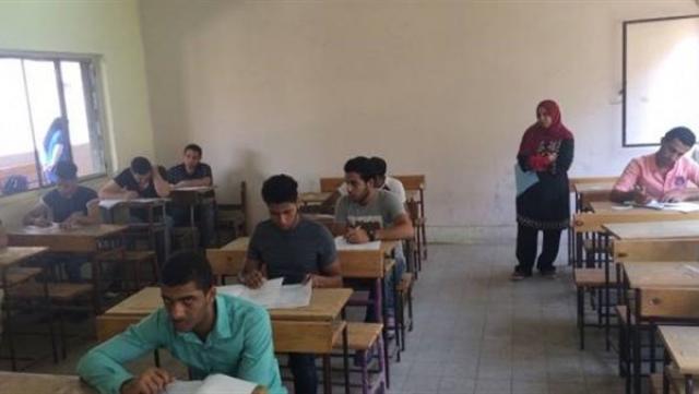 امتحانات الدور الثانى للدبلومات- أرشيفية