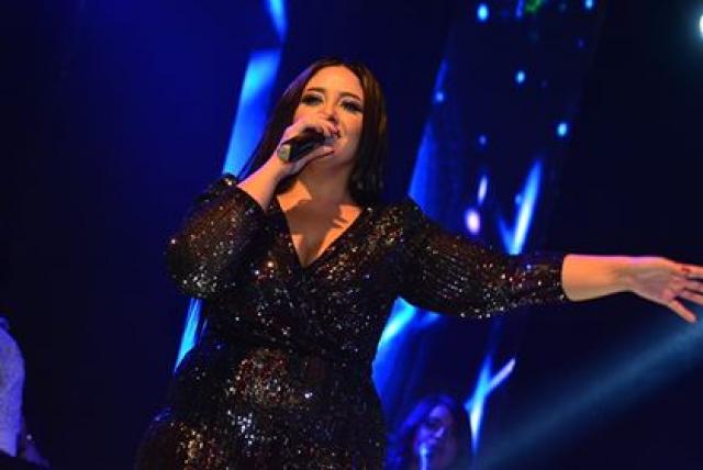 ميرفت وجدي تبدع في حفل ساقية الصاوى