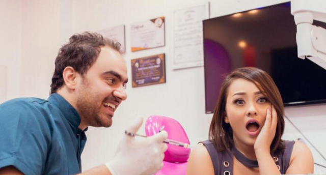 راندا البحيري وطبيبها