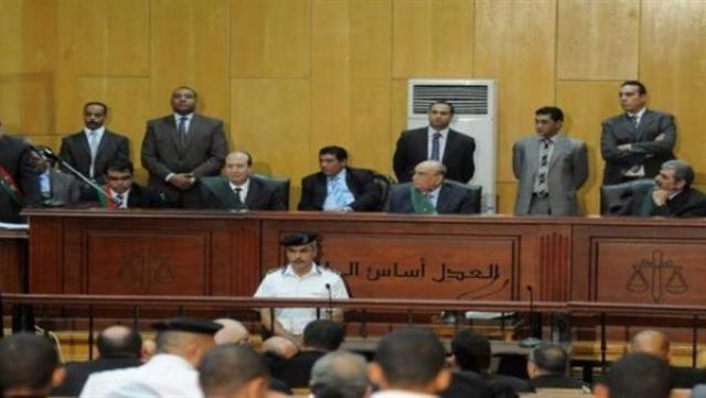 محاكمة 5 متهمين في ميناء القاهرة الجوي بتهمة تقاضي رشوة