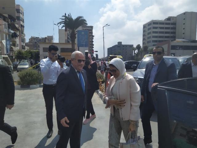 وزيرة الصحة