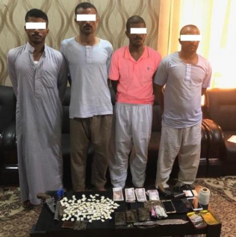 ضبط قضايا حيازة المواد المخدرة والإتجار فيها