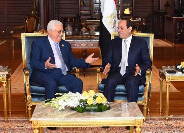 الرئيس عبد الفتاح السيسي والرئيس الفلسطيني محمود عباس