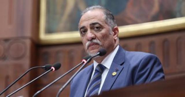 الدكتور عبد الهادى القصبى