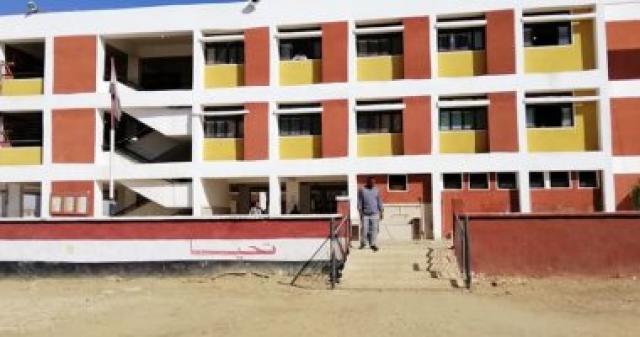 بناء مدارس بالقرى الأولى بالرعاية