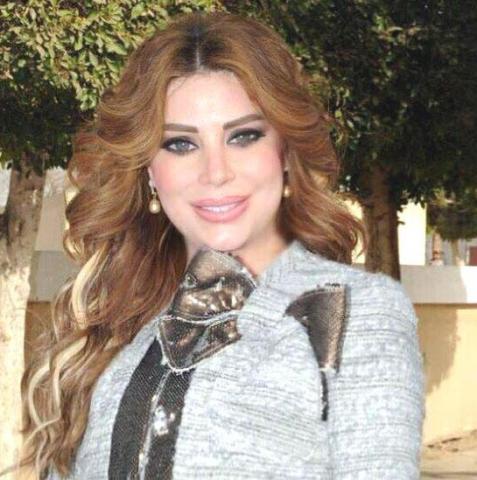 الكاتبة مني رجب .............الشاعرة سارة السهيل