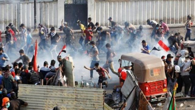 مقتل 4 متظاهرين خلال فض اعتصام المحتجين في البصرة