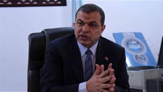  وزير القوى العاملة محمد سعفان